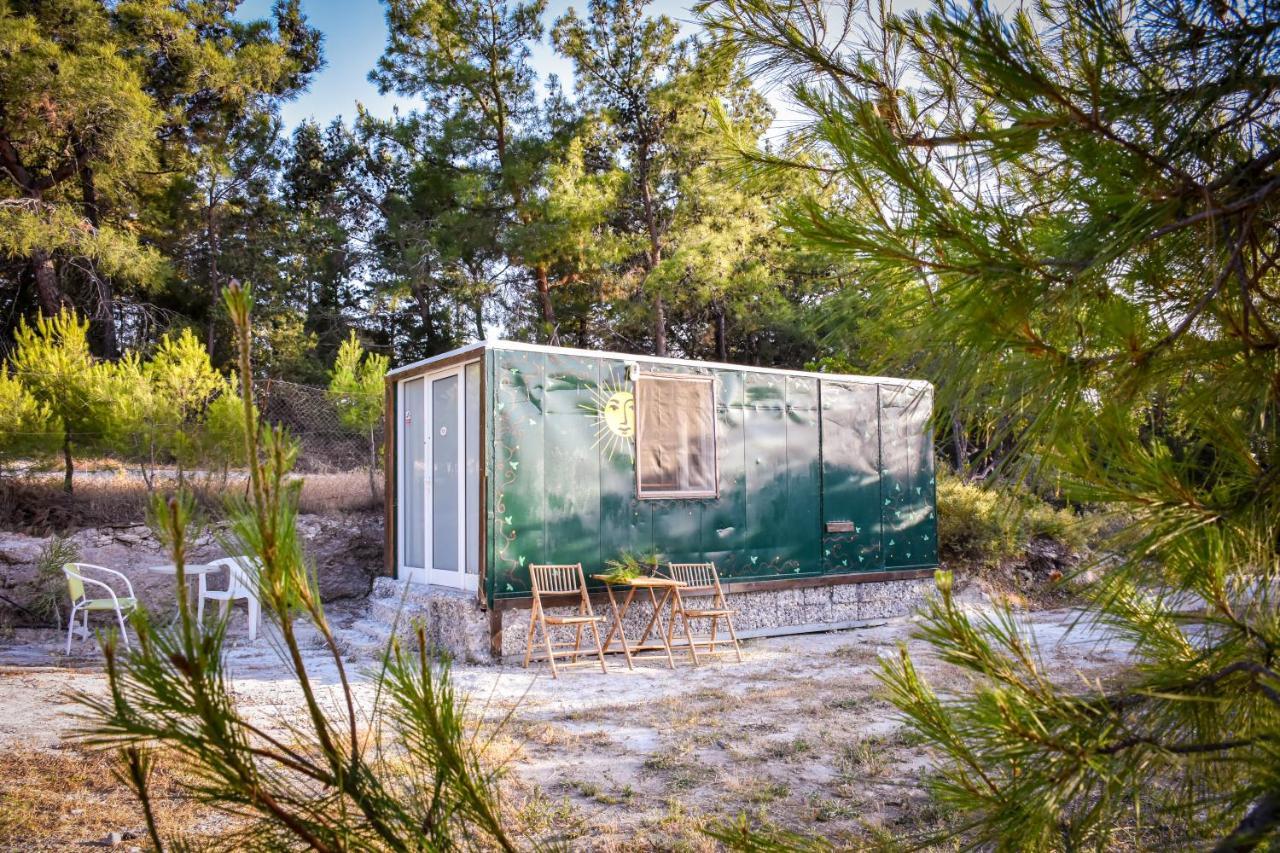Theológos Drolma Ling Nature Cabins מראה חיצוני תמונה