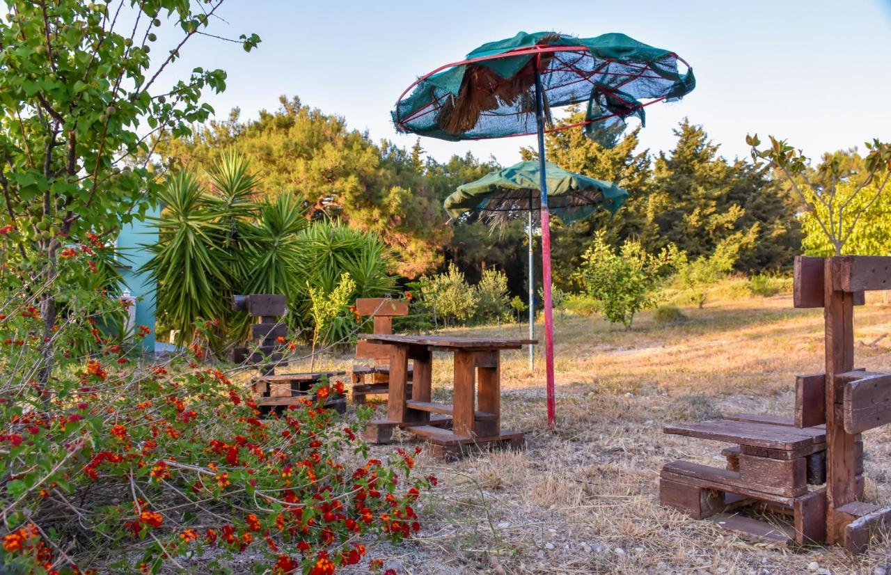 Theológos Drolma Ling Nature Cabins מראה חיצוני תמונה