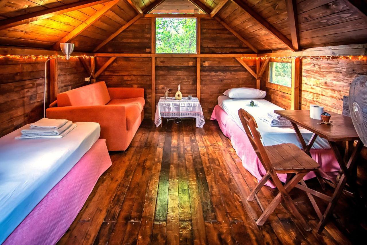 Theológos Drolma Ling Nature Cabins מראה חיצוני תמונה